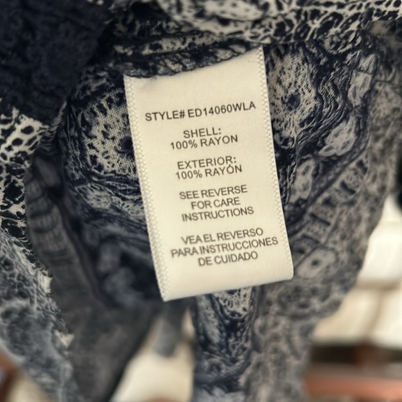 Altar’d State Navy/White Mini Boho Print Swing Dress Size Medium - Picture 6 of 6